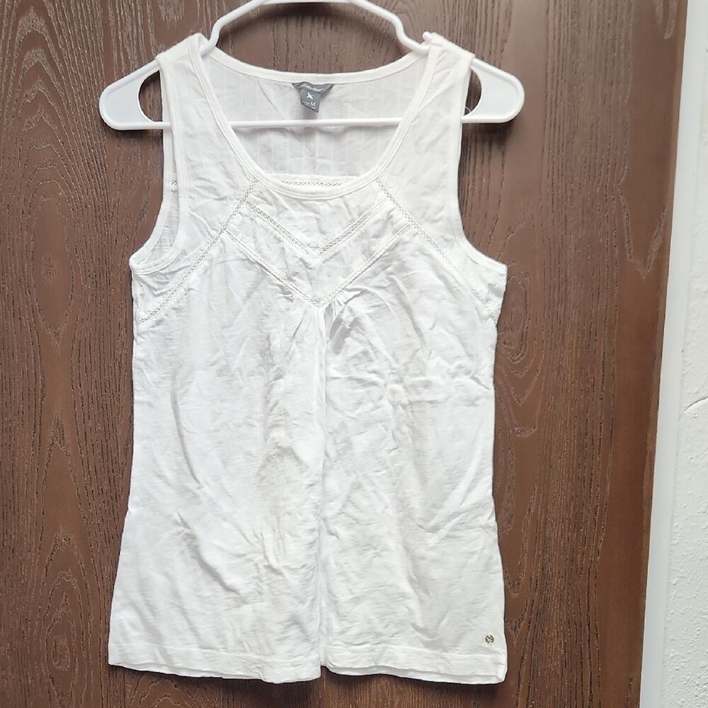 🚨2/$25 or 5/$50🚨Eddie Bauer White Tank Top
